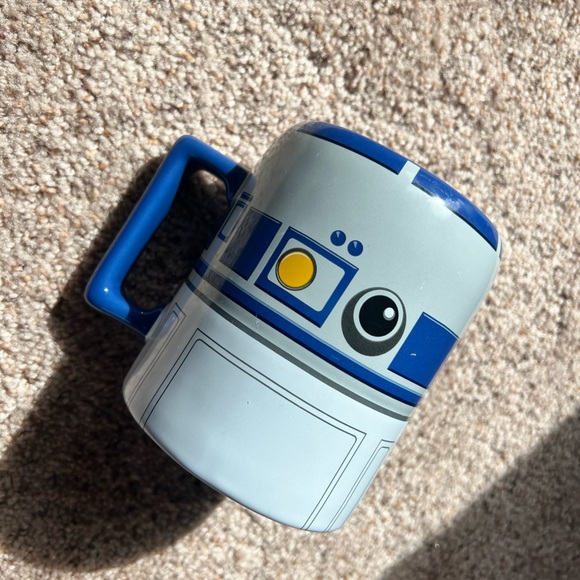 Star Wars R2D2 Mug - Picture 2 of 3